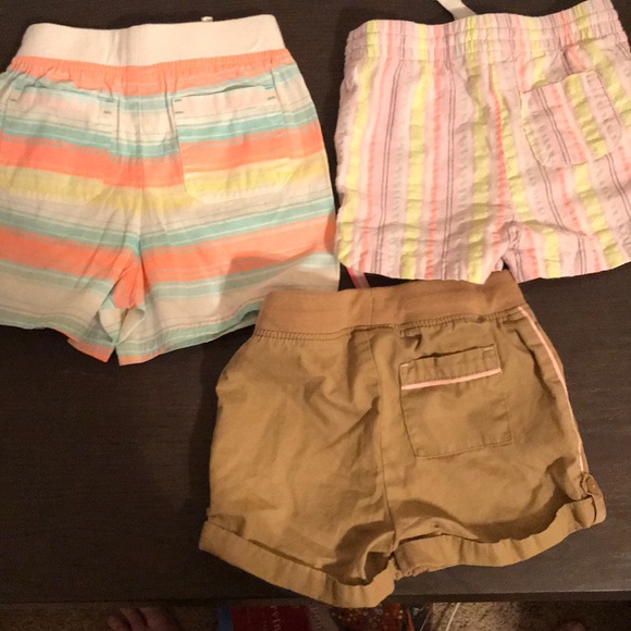 Cat and jack 18 month shorts bundle - Picture 2 of 2